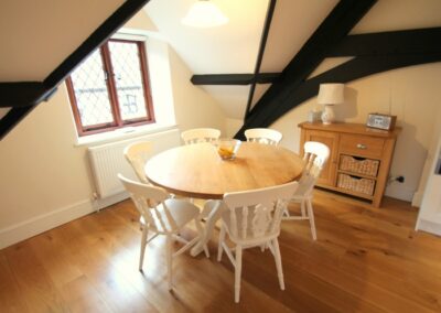 Two Grooms Cottage