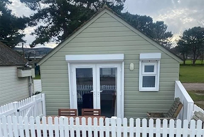 Sunrise Beach Hut Dunster Beach